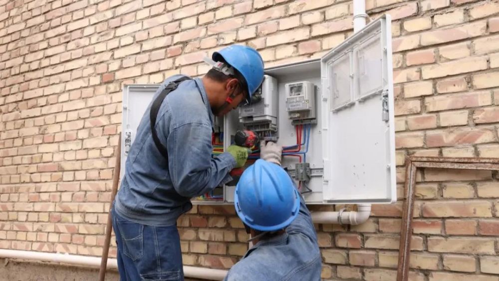 【鄉(xiāng)村振興】輪臺(tái)縣召開農(nóng)村&ldquo;煤改電&rdquo;二期工程現(xiàn)場(chǎng)推進(jìn)會(huì)